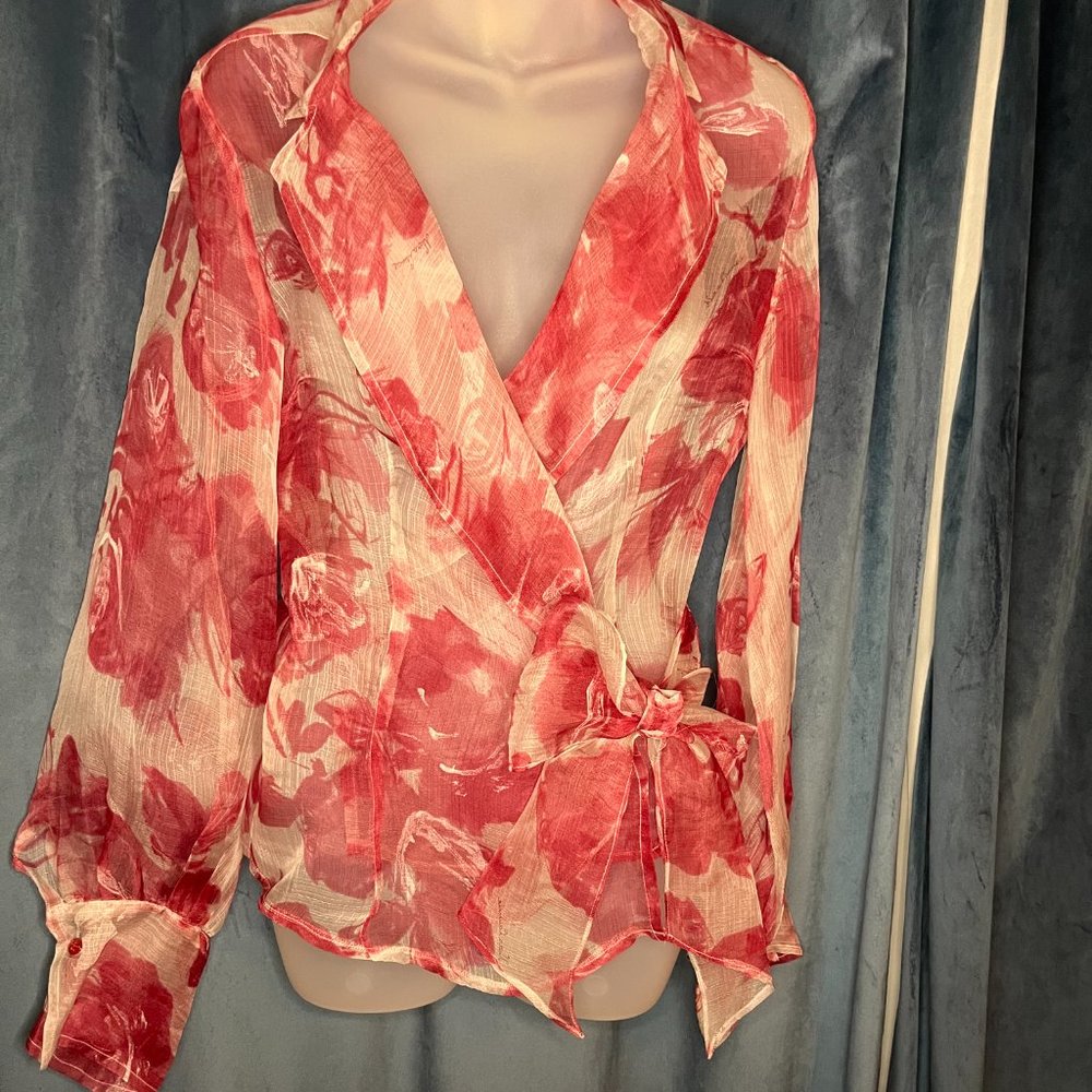 Exquisite silk organza blouse with floral pattern
